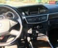 Жовтий Мерседес Е-Клас, об'ємом двигуна 2.14 л та пробігом 430 тис. км за 10300 $, фото 15 на Automoto.ua