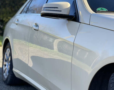 Желтый Мерседес Е-Класс, объемом двигателя 2.14 л и пробегом 470 тыс. км за 9800 $, фото 27 на Automoto.ua