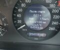 Желтый Мерседес Е-Класс, объемом двигателя 2.15 л и пробегом 250 тыс. км за 8100 $, фото 2 на Automoto.ua