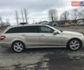 Желтый Мерседес Е-Класс, объемом двигателя 2.1 л и пробегом 250 тыс. км за 12250 $, фото 2 на Automoto.ua