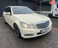 Жовтий Мерседес Е-Клас, об'ємом двигуна 2.14 л та пробігом 288 тис. км за 10700 $, фото 1 на Automoto.ua