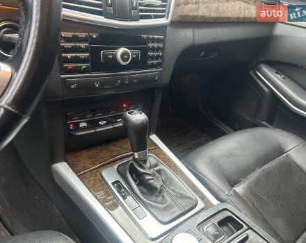 Жовтий Мерседес Е-Клас, об'ємом двигуна 2.14 л та пробігом 288 тис. км за 10700 $, фото 5 на Automoto.ua