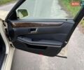 Желтый Мерседес Е-Класс, объемом двигателя 2.2 л и пробегом 480 тыс. км за 7600 $, фото 9 на Automoto.ua