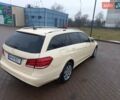 Желтый Мерседес Е-Класс, объемом двигателя 2.1 л и пробегом 400 тыс. км за 12000 $, фото 5 на Automoto.ua