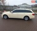 Жовтий Мерседес Е-Клас, об'ємом двигуна 2.1 л та пробігом 400 тис. км за 8999 $, фото 2 на Automoto.ua