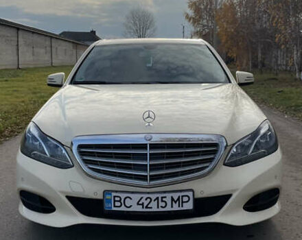 Жовтий Мерседес Е-Клас, об'ємом двигуна 2.1 л та пробігом 475 тис. км за 10500 $, фото 1 на Automoto.ua