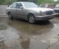 Сірий Мерседес Е-Клас, об'ємом двигуна 2.2 л та пробігом 440 тис. км за 3400 $, фото 2 на Automoto.ua