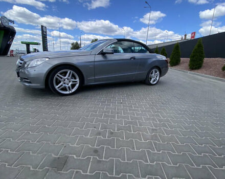 Серый Мерседес Е-Класс, объемом двигателя 3.5 л и пробегом 232 тыс. км за 16500 $, фото 4 на Automoto.ua