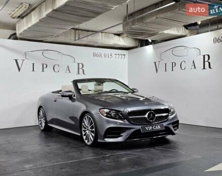 Сірий Мерседес Е-Клас, об'ємом двигуна 3 л та пробігом 26 тис. км за 47777 $, фото 2 на Automoto.ua