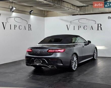 Сірий Мерседес Е-Клас, об'ємом двигуна 3 л та пробігом 26 тис. км за 47777 $, фото 6 на Automoto.ua