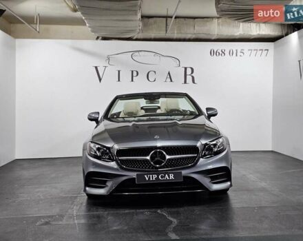 Сірий Мерседес Е-Клас, об'ємом двигуна 3 л та пробігом 26 тис. км за 47777 $, фото 3 на Automoto.ua