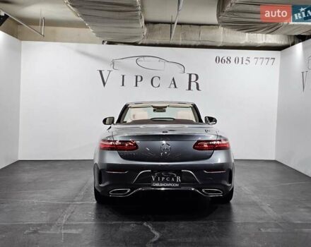 Сірий Мерседес Е-Клас, об'ємом двигуна 3 л та пробігом 26 тис. км за 47777 $, фото 11 на Automoto.ua