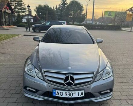 Серый Мерседес Е-Класс, объемом двигателя 3.5 л и пробегом 212 тыс. км за 13888 $, фото 12 на Automoto.ua