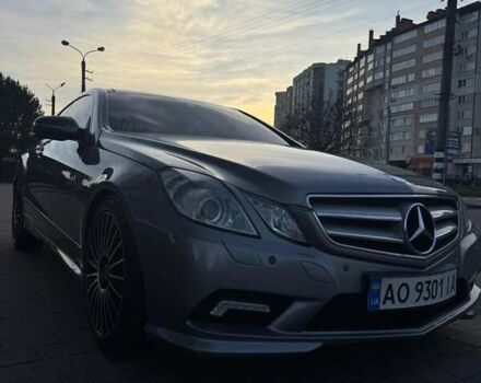 Серый Мерседес Е-Класс, объемом двигателя 3.5 л и пробегом 212 тыс. км за 13888 $, фото 4 на Automoto.ua