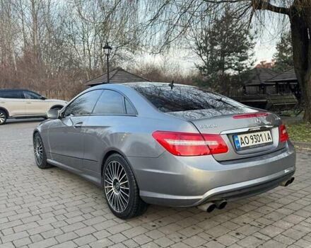 Серый Мерседес Е-Класс, объемом двигателя 3.5 л и пробегом 212 тыс. км за 13888 $, фото 10 на Automoto.ua