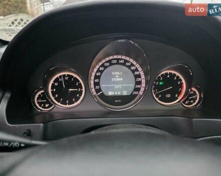 Серый Мерседес Е-Класс, объемом двигателя 3.5 л и пробегом 212 тыс. км за 13888 $, фото 19 на Automoto.ua