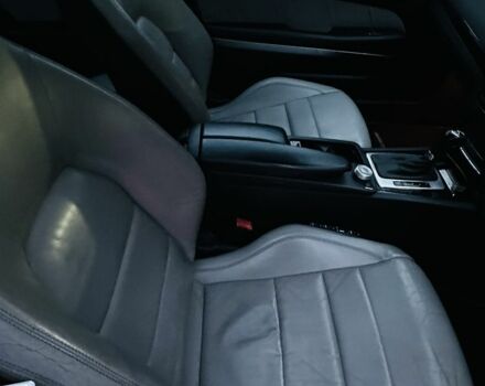 Серый Мерседес Е-Класс, объемом двигателя 3 л и пробегом 250 тыс. км за 5600 $, фото 5 на Automoto.ua