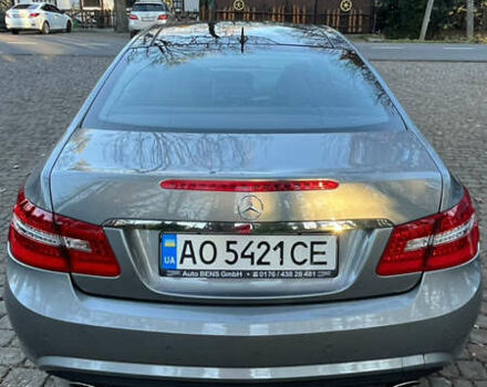 Серый Мерседес Е-Класс, объемом двигателя 2.99 л и пробегом 173 тыс. км за 21474 $, фото 5 на Automoto.ua