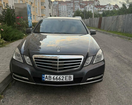 Мерседес Е-Клас 2011 у Вінниці на Automoto.ua Сірий Мерседес Е-Клас, об'ємом двигуна 2.14 л та пробігом 340 тис. км за 15500 $, фото 1 на Automoto.ua