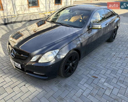 Сірий Мерседес Е-Клас, об'ємом двигуна 1.8 л та пробігом 115 тис. км за 17999 $, фото 4 на Automoto.ua