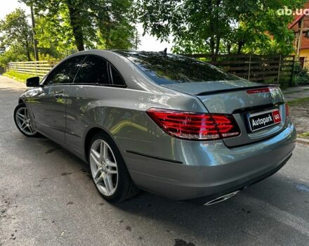 Серый Мерседес Е-Класс, объемом двигателя 3.5 л и пробегом 97 тыс. км за 16990 $, фото 6 на Automoto.ua