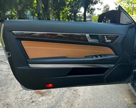 Серый Мерседес Е-Класс, объемом двигателя 3.5 л и пробегом 97 тыс. км за 16990 $, фото 9 на Automoto.ua