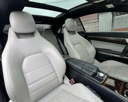 Серый Мерседес Е-Класс, объемом двигателя 3 л и пробегом 120 тыс. км за 19000 $, фото 24 на Automoto.ua