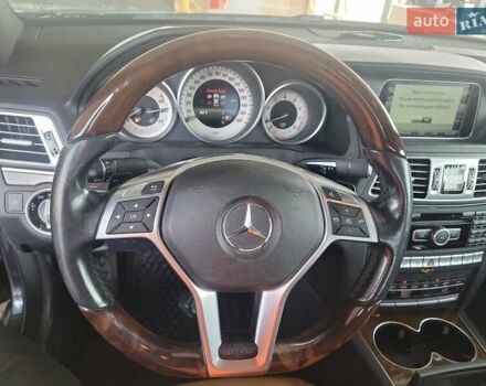 Серый Мерседес Е-Класс, объемом двигателя 3 л и пробегом 180 тыс. км за 23500 $, фото 6 на Automoto.ua