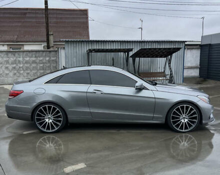 Серый Мерседес Е-Класс, объемом двигателя 3 л и пробегом 120 тыс. км за 19000 $, фото 7 на Automoto.ua