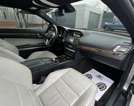 Серый Мерседес Е-Класс, объемом двигателя 3 л и пробегом 120 тыс. км за 19000 $, фото 21 на Automoto.ua