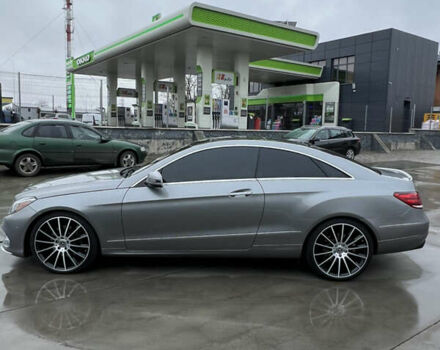 Серый Мерседес Е-Класс, объемом двигателя 3 л и пробегом 120 тыс. км за 19000 $, фото 15 на Automoto.ua
