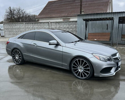 Серый Мерседес Е-Класс, объемом двигателя 3 л и пробегом 120 тыс. км за 19000 $, фото 5 на Automoto.ua