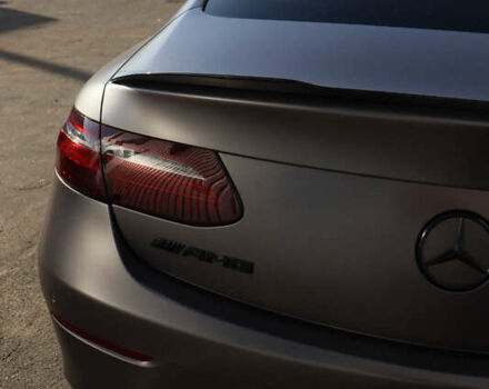 Сірий Мерседес Е-Клас, об'ємом двигуна 3 л та пробігом 78 тис. км за 76000 $, фото 3 на Automoto.ua