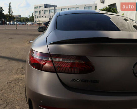 Сірий Мерседес Е-Клас, об'ємом двигуна 3 л та пробігом 78 тис. км за 76000 $, фото 10 на Automoto.ua