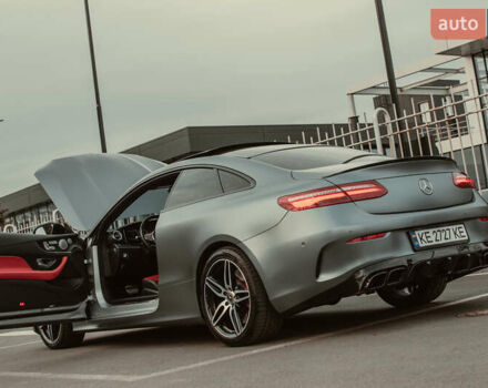 Серый Мерседес Е-Класс, объемом двигателя 3 л и пробегом 90 тыс. км за 39999 $, фото 24 на Automoto.ua