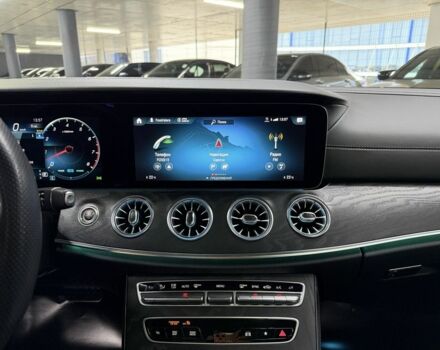 Серый Мерседес Е-Класс, объемом двигателя 3 л и пробегом 7 тыс. км за 66500 $, фото 20 на Automoto.ua