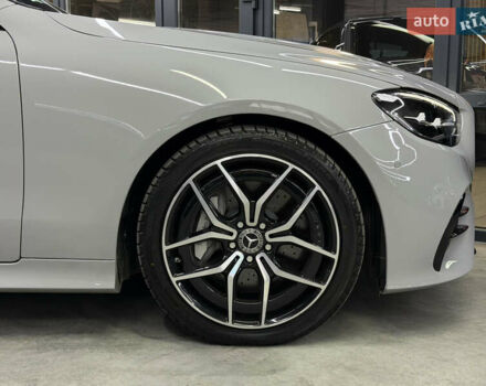 Серый Мерседес Е-Класс, объемом двигателя 3 л и пробегом 7 тыс. км за 66500 $, фото 4 на Automoto.ua