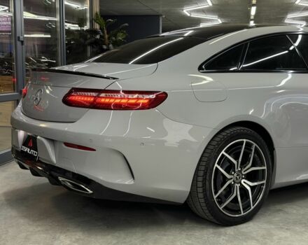 Серый Мерседес Е-Класс, объемом двигателя 3 л и пробегом 7 тыс. км за 66500 $, фото 11 на Automoto.ua