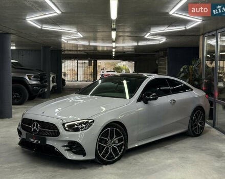 Серый Мерседес Е-Класс, объемом двигателя 3 л и пробегом 7 тыс. км за 66500 $, фото 5 на Automoto.ua