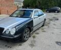 Сірий Мерседес Е-Клас, об'ємом двигуна 2.1 л та пробігом 238 тис. км за 2400 $, фото 10 на Automoto.ua