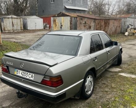 Сірий Мерседес Е-Клас, об'ємом двигуна 3 л та пробігом 2 тис. км за 1800 $, фото 7 на Automoto.ua