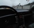 Серый Мерседес Е-Класс, объемом двигателя 2.3 л и пробегом 300 тыс. км за 1300 $, фото 5 на Automoto.ua