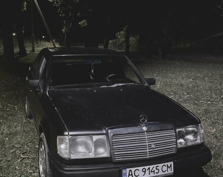 Мерседес Е-Класс 1986 в Владимир-Волынский на Automoto.ua Серый Мерседес Е-Класс, объемом двигателя 2.6 л и пробегом 640 тыс. км за 2500 $, фото 4 на Automoto.ua