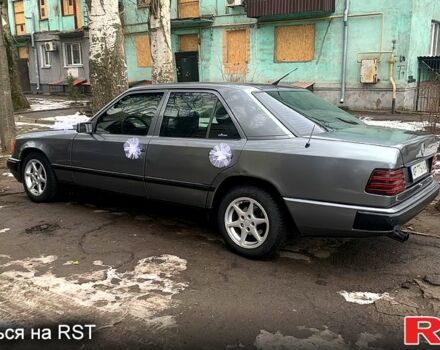 Сірий Мерседес Е-Клас, об'ємом двигуна 3 л та пробігом 0 тис. км за 2800 $, фото 1 на Automoto.ua