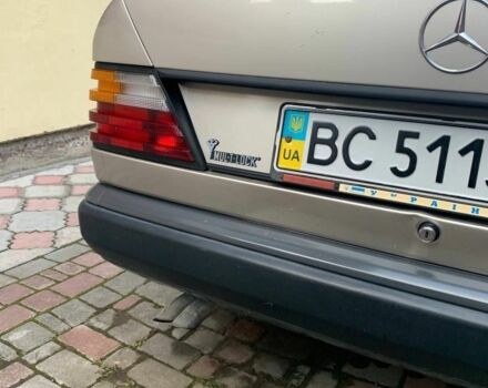 Серый Мерседес Е-Класс, объемом двигателя 2.6 л и пробегом 265 тыс. км за 1800 $, фото 4 на Automoto.ua