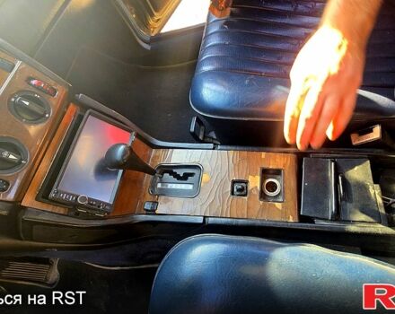 Сірий Мерседес Е-Клас, об'ємом двигуна 2 л та пробігом 500 тис. км за 1700 $, фото 5 на Automoto.ua