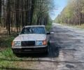 Серый Мерседес Е-Класс, объемом двигателя 2.3 л и пробегом 372 тыс. км за 2600 $, фото 12 на Automoto.ua