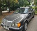 Сірий Мерседес Е-Клас, об'ємом двигуна 3 л та пробігом 439 тис. км за 3200 $, фото 1 на Automoto.ua