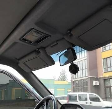 Сірий Мерседес Е-Клас, об'ємом двигуна 2 л та пробігом 400 тис. км за 2450 $, фото 28 на Automoto.ua