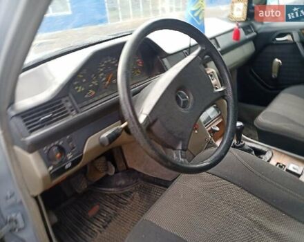 Мерседес Е-Класс 1988 в Борисполе на Automoto.ua Серый Мерседес Е-Класс, объемом двигателя 2.3 л и пробегом 270 тыс. км за 2500 $, фото 18 на Automoto.ua